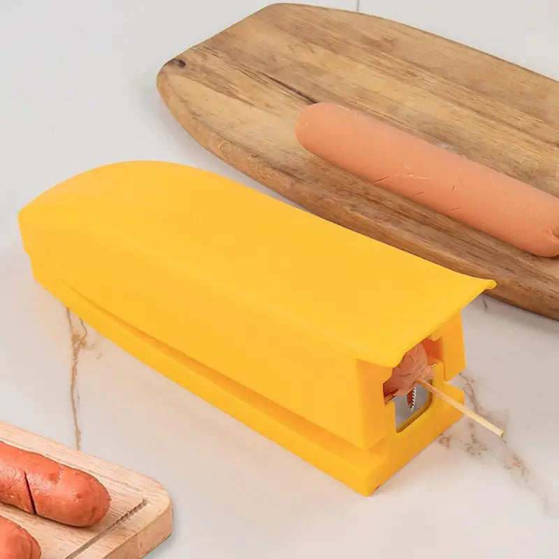 Innovative Hot Dog Slicer for Creating Uniform Hot Dogs and Enhancing Culinary Presentation
