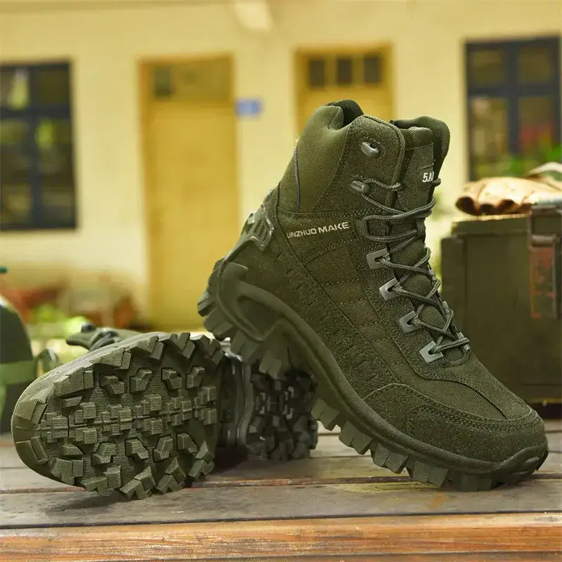 Men’s Tactical Hiking Boots - 户外鞋
